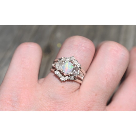 Raw crystal ring, Raw Diamond Engagement Ring, Opal Wedding Ring, - Picture 10 of 10